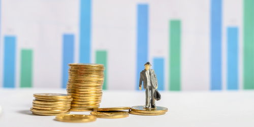 引导金融机构和社会资本投向数据资产领域 助力个人商务服务升级